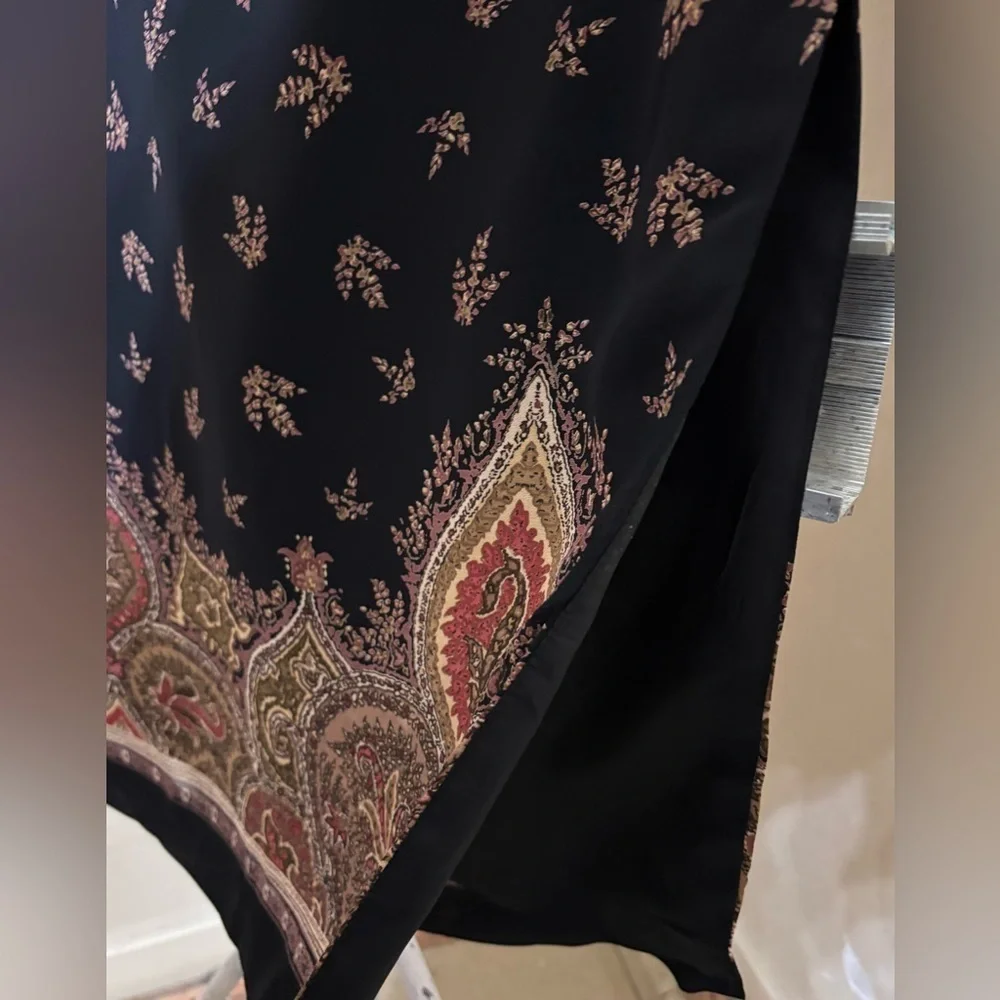 Studio Jax Black and Red Paisley Pencil Skirt Sz 10